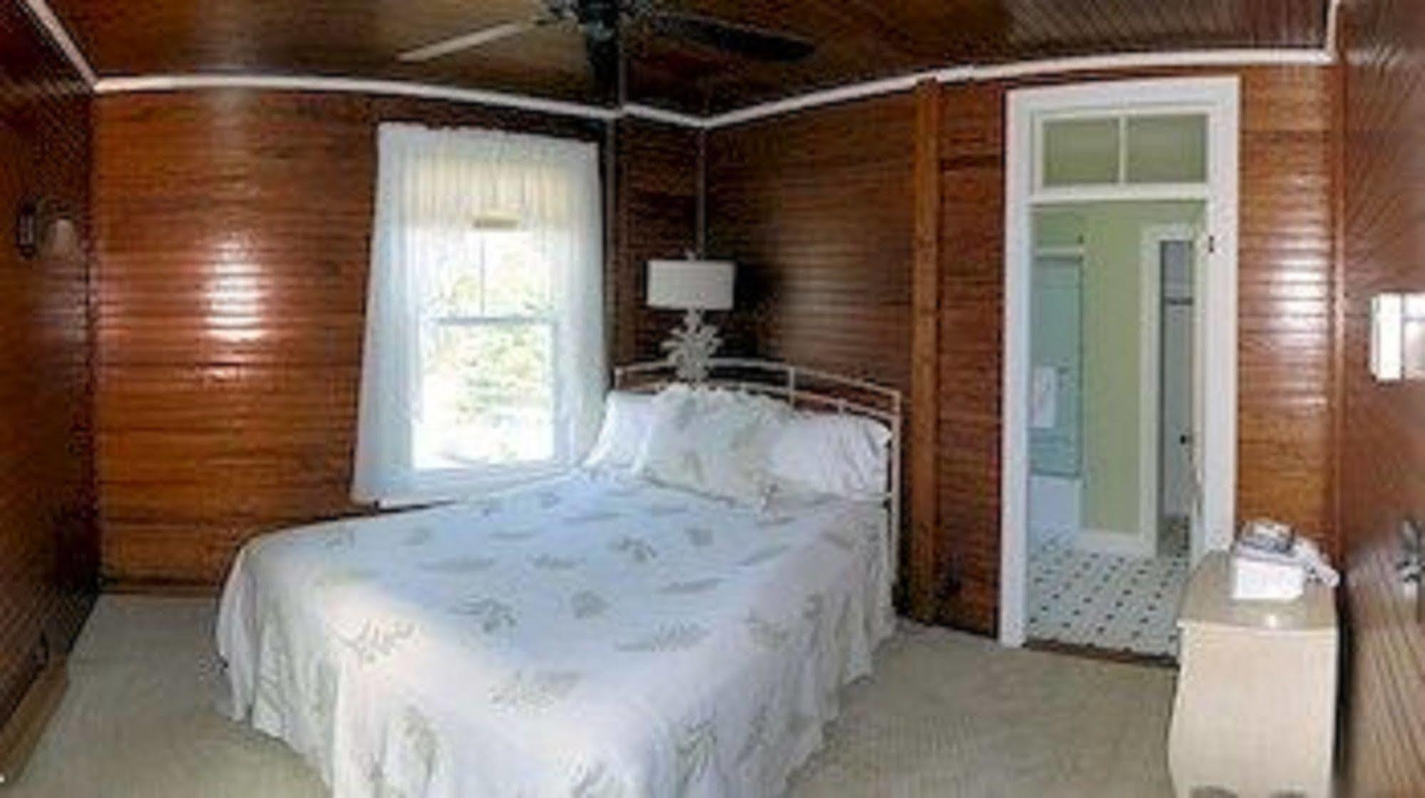 Grey Havens Inn Georgetown Стая снимка