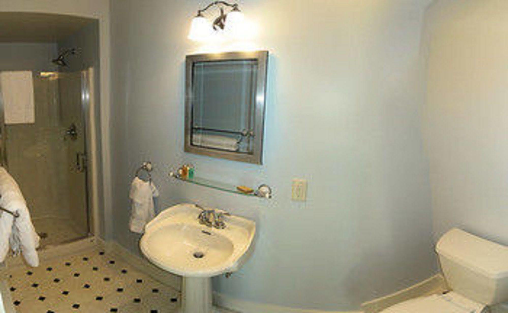 Grey Havens Inn Georgetown Екстериор снимка